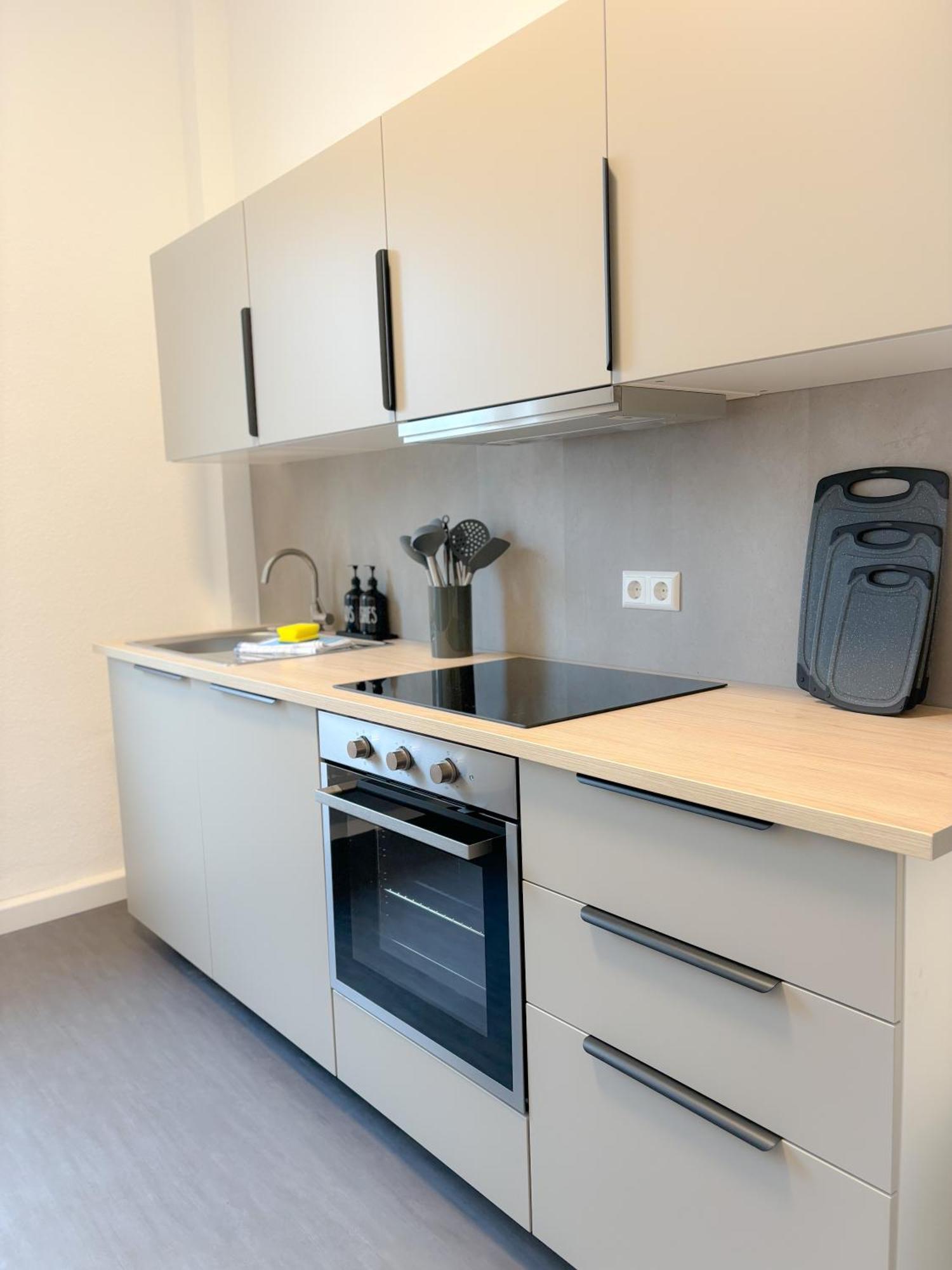 Helles City Apartment Fuer Familien & Gruppen Neu-Ulm Εξωτερικό φωτογραφία