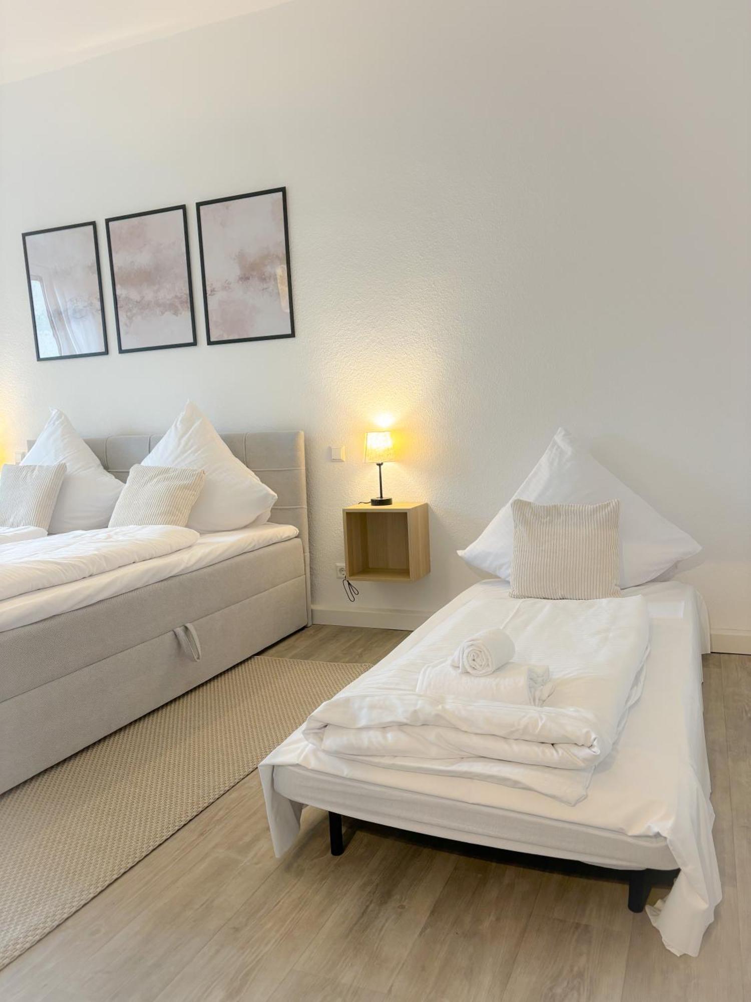 Helles City Apartment Fuer Familien & Gruppen Neu-Ulm Εξωτερικό φωτογραφία