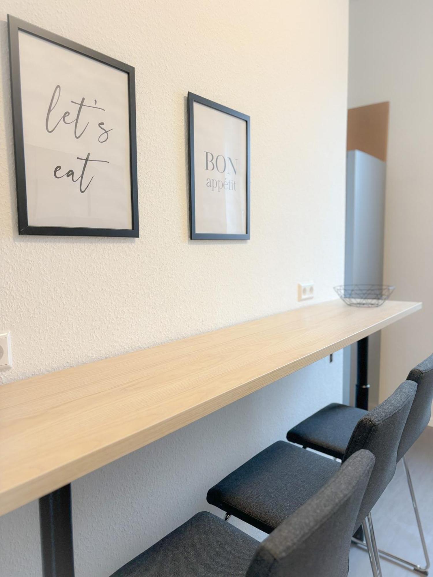 Helles City Apartment Fuer Familien & Gruppen Neu-Ulm Εξωτερικό φωτογραφία