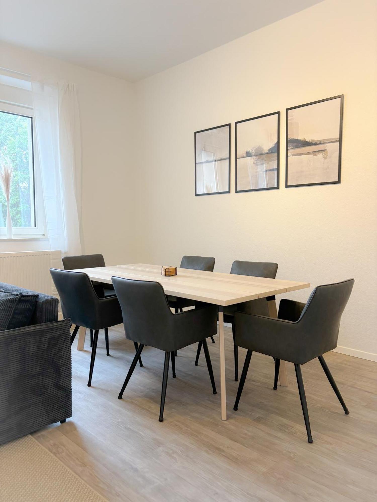Helles City Apartment Fuer Familien & Gruppen Neu-Ulm Εξωτερικό φωτογραφία