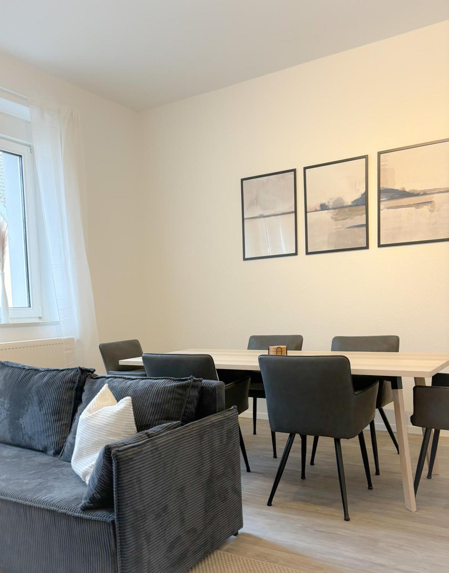 Helles City Apartment Fuer Familien & Gruppen Neu-Ulm Εξωτερικό φωτογραφία